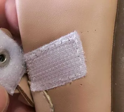 ミシン針の痕の不良品
